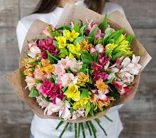 Букет цветов из:  Альстромерии #REPLACE_PRED# Новой Криуше