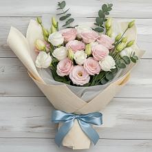 Букет цветов из:  Лизиантусы #REPLACE_PRED# Новой Криуше