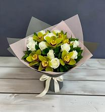 Букет цветов из:  Орхидеи и Розы в Новой Криуше