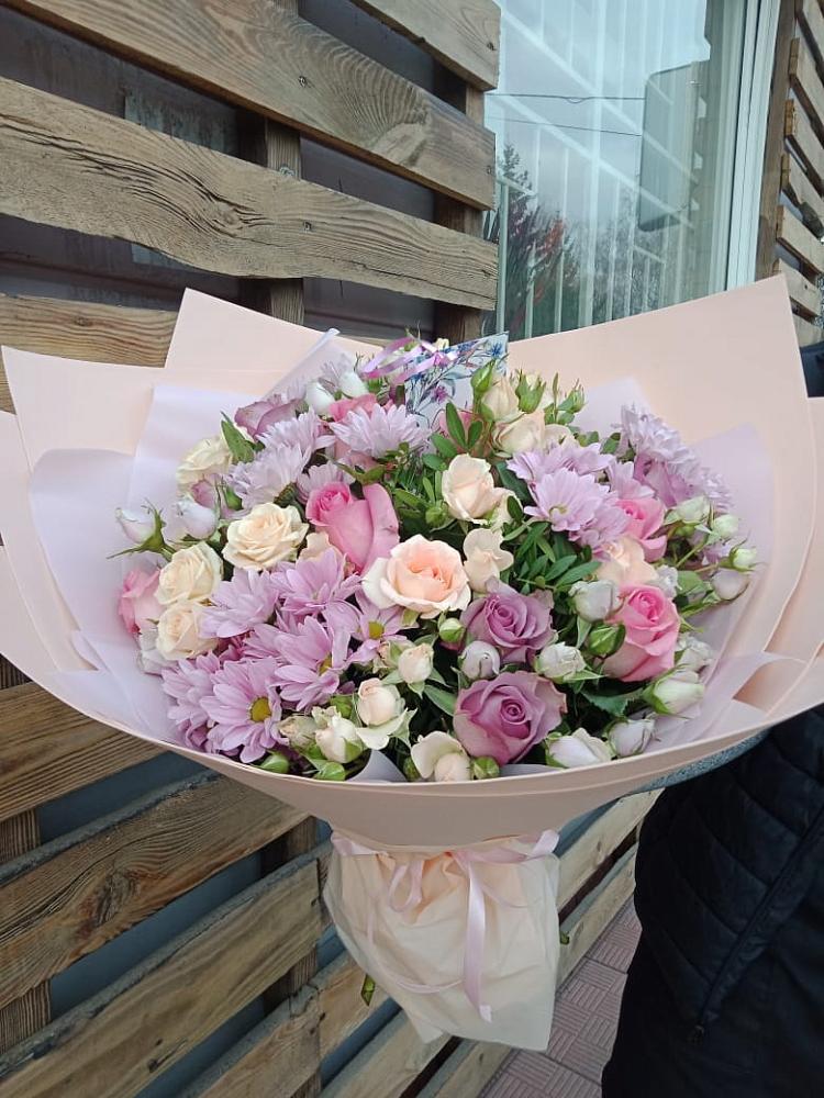 Букет цветов из: Розы и Хризантемы в Новой Криуше