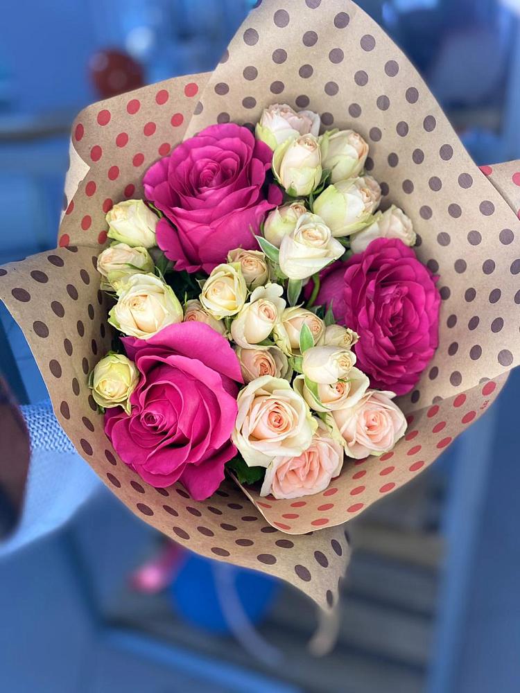 Букет цветов из: Розы в Новой Криуше