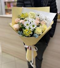 Букет цветов из:  Альстромерии, Розы и Хризантемы в Новой Криуше