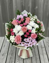Букет цветов из:  Альстромерии, Гвоздики, Розы и Хризантемы #REPLACE_PRED# Новой Криуше